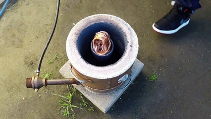 Boule à neige VS Cuivre en fusion...