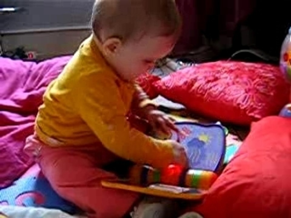 Loulou et son livre
