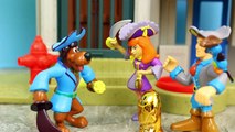 Scooby Doo Pirate Fort Mega Toy Play Set Mummy Steals Golden Statue Revealed as Batman