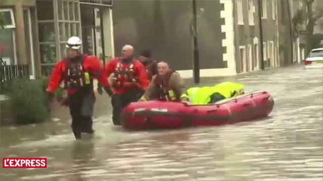D'importantes inondations paralysent le Nord de L'Angleterre