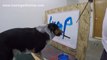 Jumpy le chien qui sait écrire son nom avec un pinceau