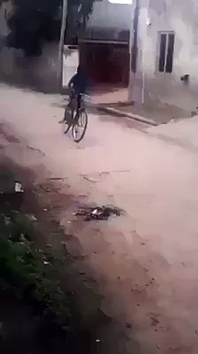 FUNNY ACT