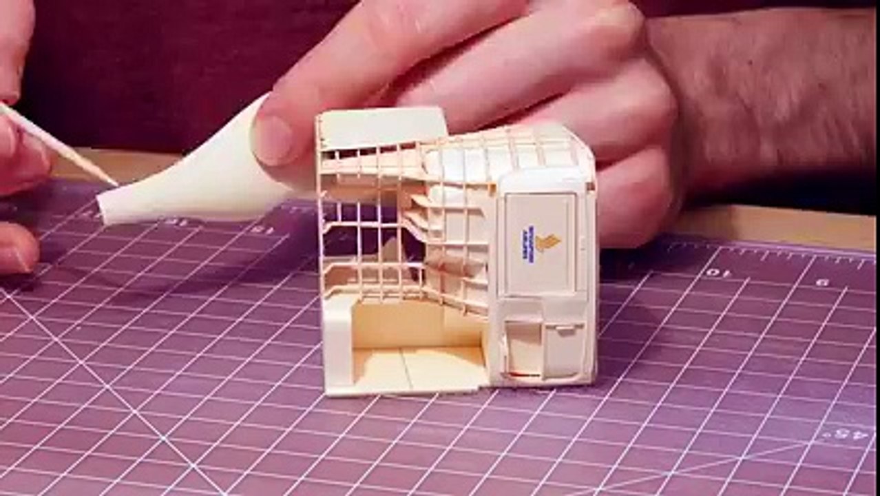 SINGAPORE AIRLINES