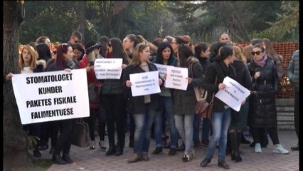 MBULIM PROTESTA PROFESIONET E LIRA