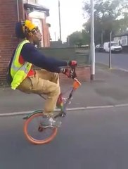 This guy cracks us up -> Cycling On 1  Wheel - Amazing