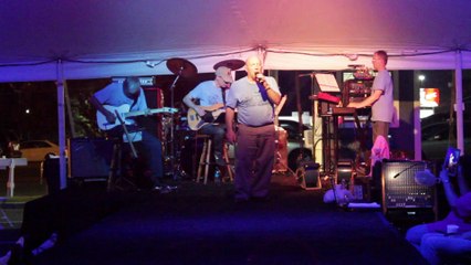 Danny McCorkle & the Katz perform 'Trying To Get To You' Elvis Week 2014