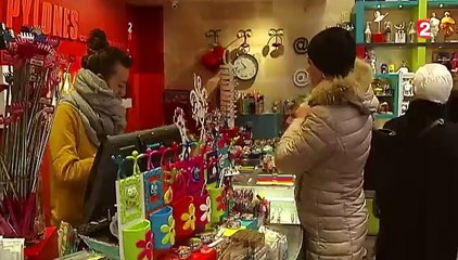 Consommation : la carte bancaire, star des fêtes de fin d'année