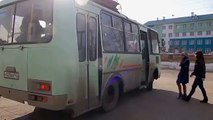 Сосиска не успела на автобус УМОРА дня ))