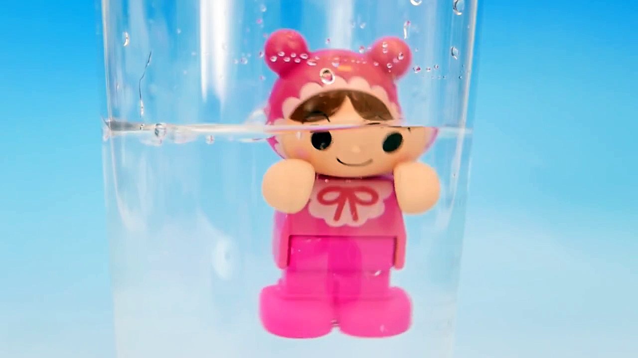 アンパンマンおもちゃアニメ プールにドボン！水中飛び込み選手権バトル PPCandy Chan...