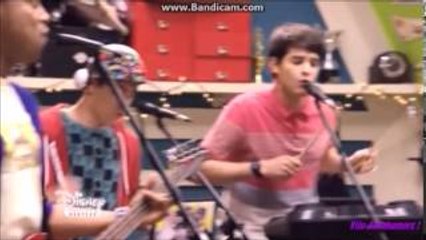 Les Garçons chantent Ven con nosotros (épisode 38) -VF-