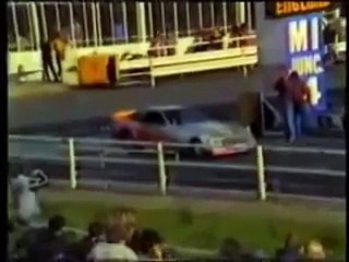 Worlds Fastest 1-4 mile ever on dragstrip 3.58 secs @ 386 mph (621.61 km-h)