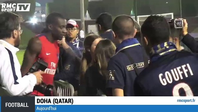 Les joueurs du PSG à la rencontre de leurs supporters à Doha