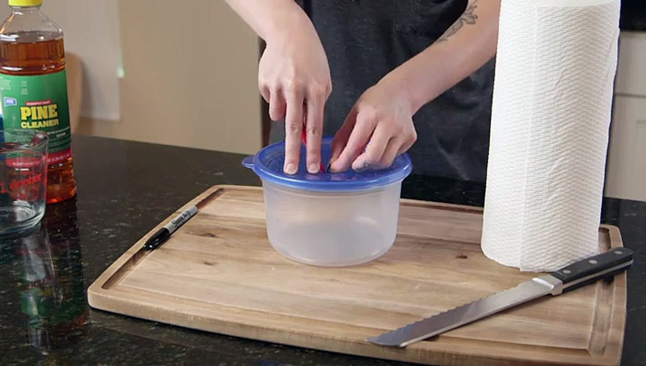 DIY Refillable Cleaning Wipes