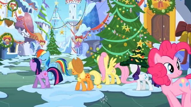 Pinkie Eats A Gingerbread House - My Little Pony: Friendship Is Magic - Season 2