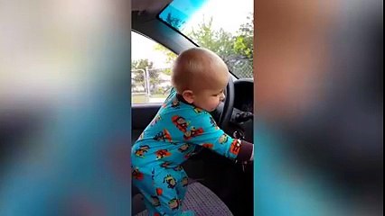 Adorable baby dancing to hip hop