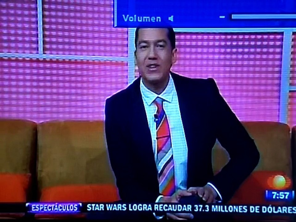 FEY, LANZA NO ME ACOSTUMBRO CON LENNY DE LA ROSA, PRIMERO NOTICIAS, DIC 28 2015