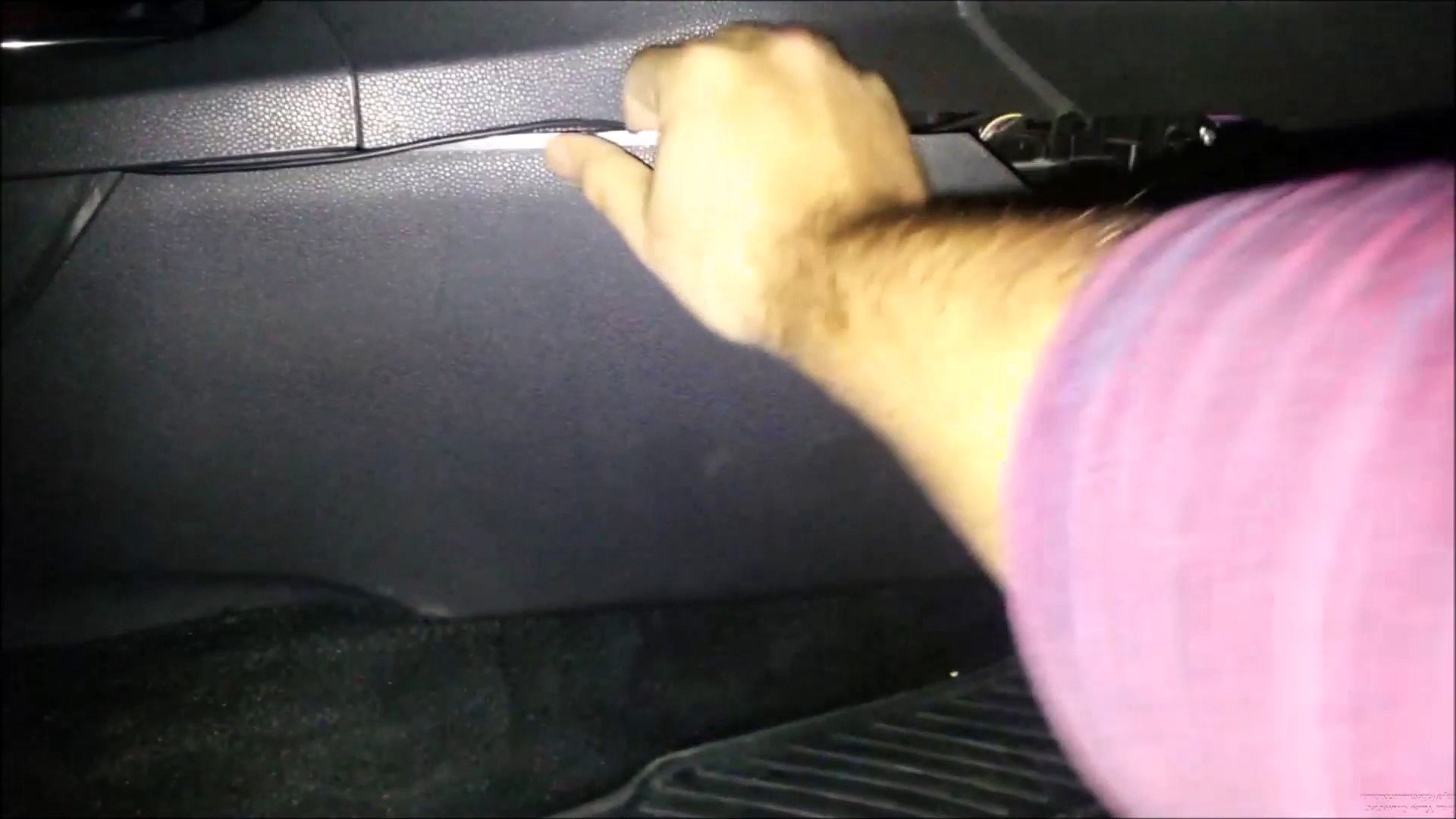 Ford Fiesta 2013 model-1.25 82 ps polen filtre değişimi-how to change  pollen filter - Dailymotion Video