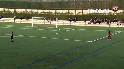 Siêu phẩm tiki-taka trong 17 giây của đội trẻ Barca