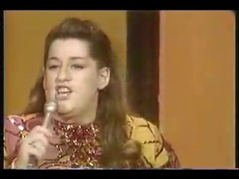 You've gotta make your own kind of music Sing your own special song Make your own kind of music Even if nobody else sings along