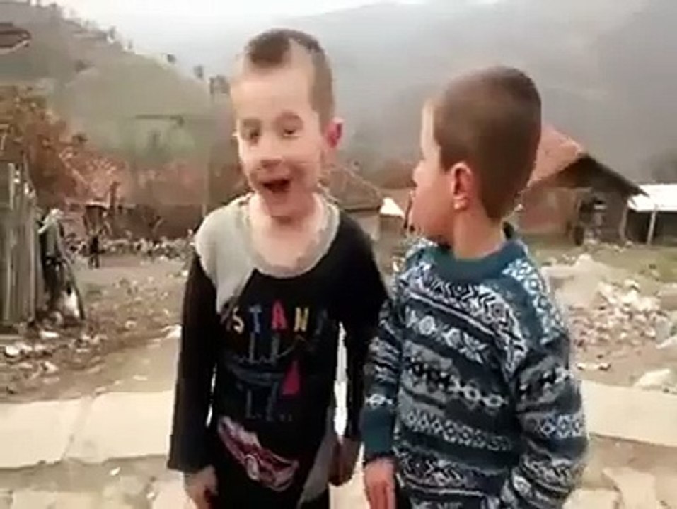 Yol Tarifi Yapan Çocuklar | Gidiyon Gidiyon Orda