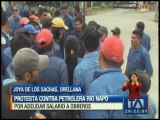Protesta en petrolera Río Napo por adeudar a obreros