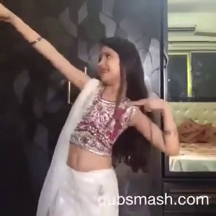 Bajrangi Bhaijaan ki  Munni ka Dubsmash on Prem Ratan Dhan Payo- viral in Asia