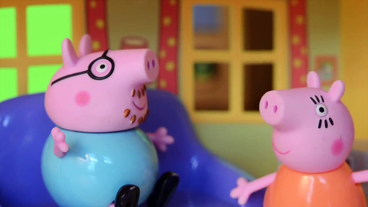 george Pig George Da Familia Peppa Pig E sua Casinha Na Arvore!!! Em Portugues familia pig
