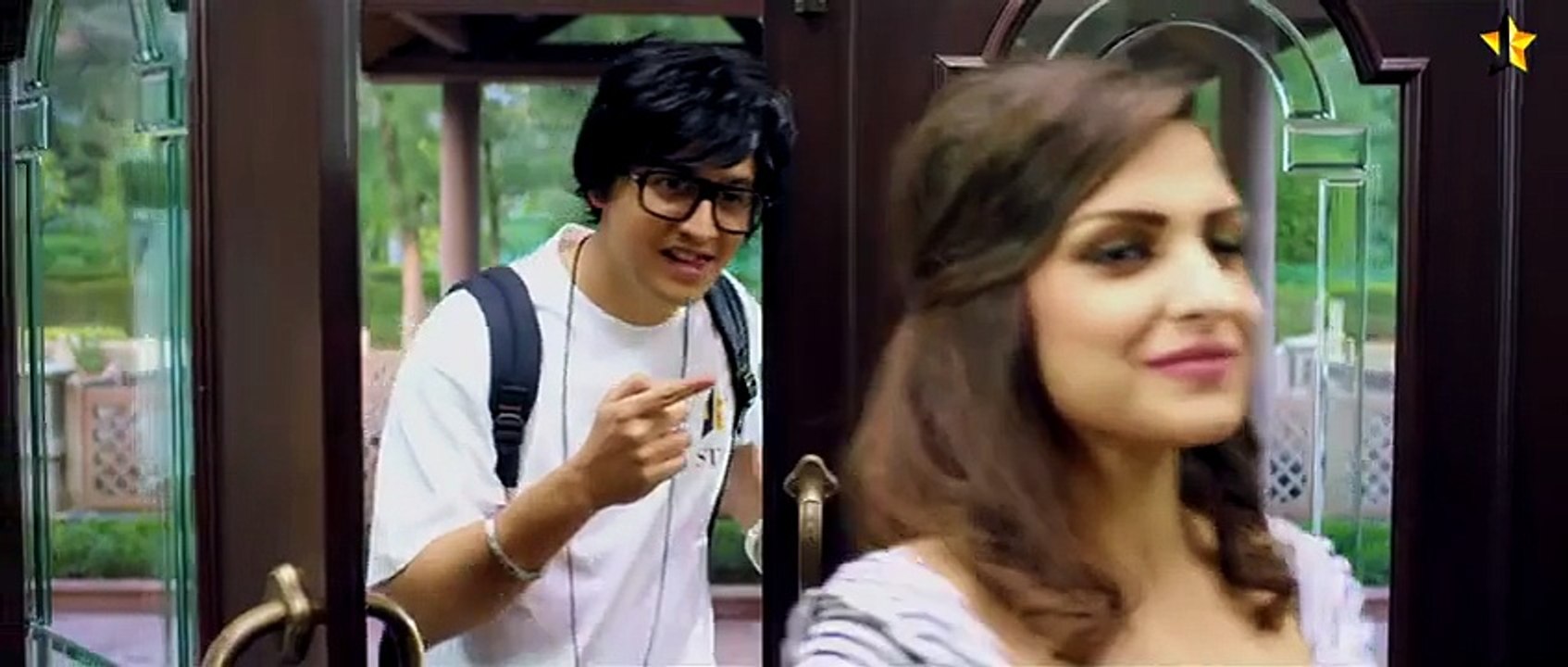 Main Tera Boyfriend Tu Meri Girlfriend Na Na Na Na- – 1080p HD Video Song - Video Dailymotion-Spicy World