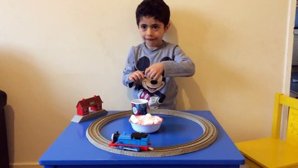 Thomas And Friends Games - Thomas The Tank Engine Train Marshmallow Game!