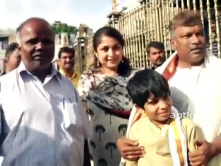 Ramya Krishna, Krishna Vansi and Son  Ritwik visit Tirumala