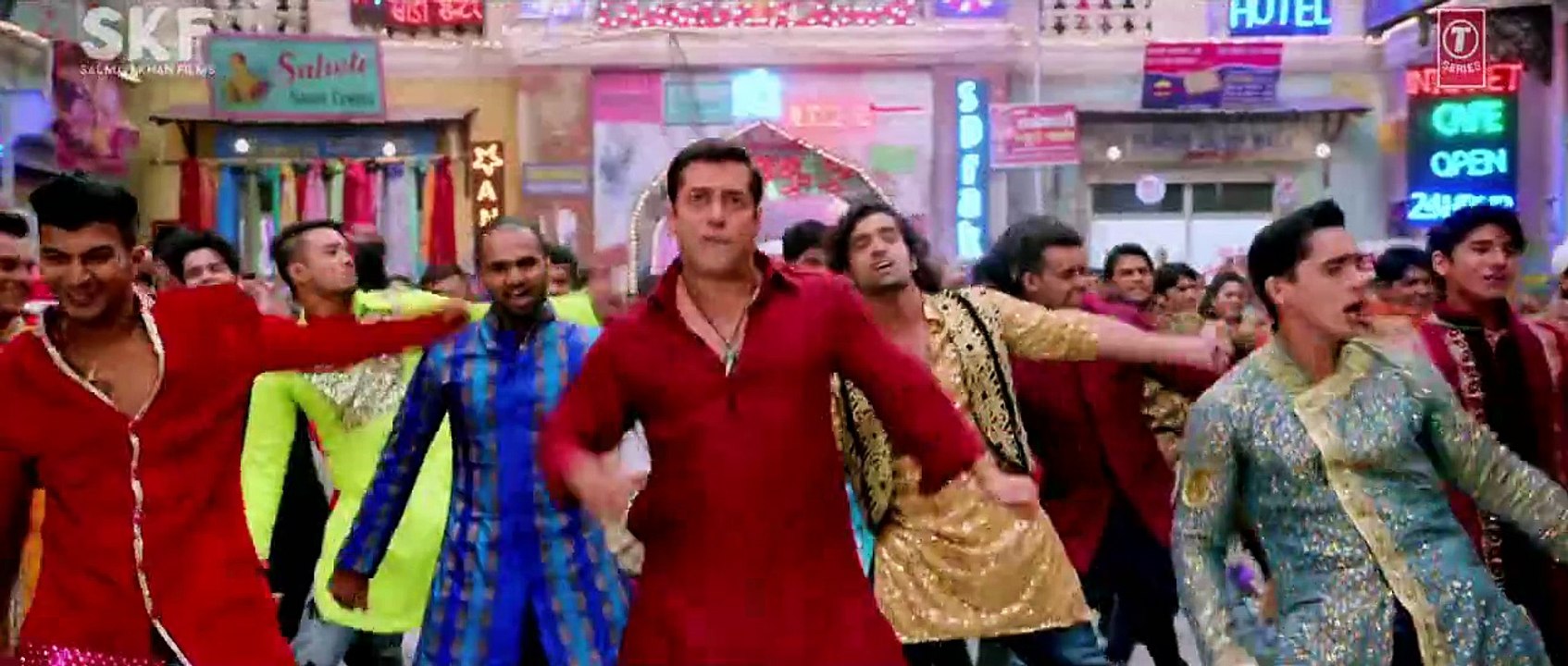 Aaj Ki Party - Bajrangi Bhaijaan - Hindi Video Song