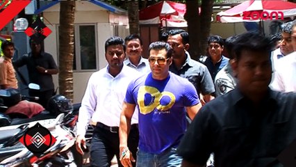 Salman Khan's lavish 50th birthday party - Bollywood News - #TMT