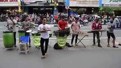 Angklung Malioboro "Suwe Ora Jamu"