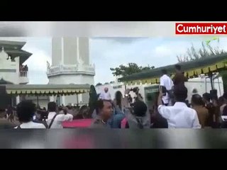 Kırbaç cezasına alkışlı destek