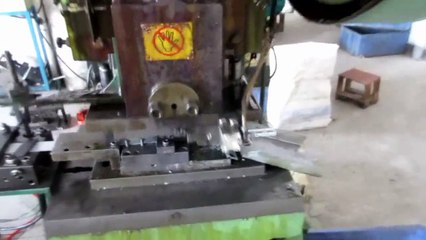 Herrajes para Closet & Herrajes para Armarios - China: Tubo Roperos / Production 4