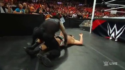 Roman Reigns Awesome Superman Punch to Alberto Del Rio at WWE Raw 28th December 2015