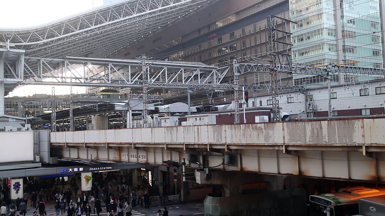 103系 "OSAKA POWER LOOP" 大阪環状線 大阪駅到着
