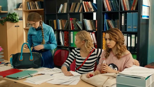 Сериал Анжелика 30 серия (10 серия 2 сезона) - комедия 2015 года