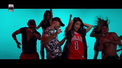 Χριστίνα Σάλτη - Κάνω Πάρτυ (Official Music Video)