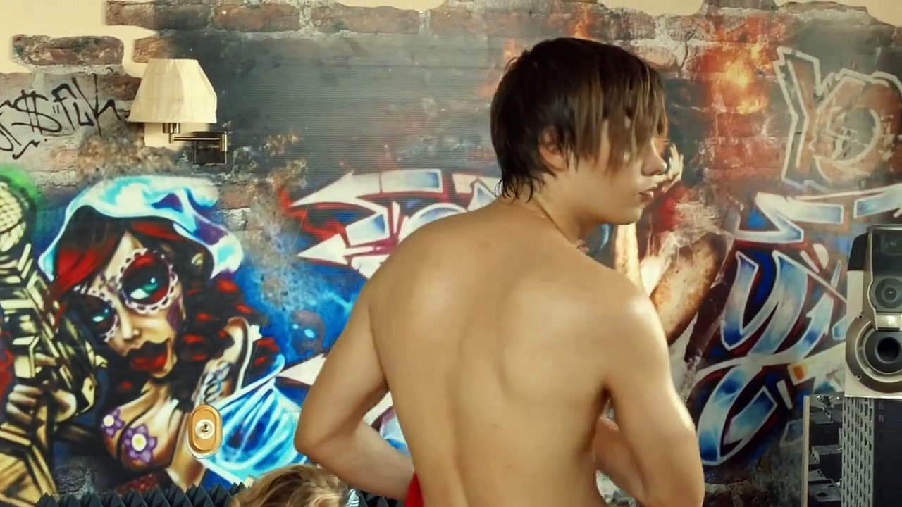 Сериал Анжелика 36 серия (16 серия 2 сезона) - комедия 2015 года