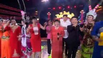 Hoài Linh và Thu Trang dắt tay nhau “trấn lột” vương miện, tái hiện HHHV 2015