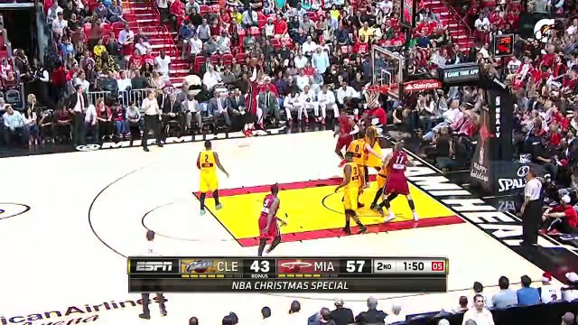 Dwyane Wade Duels with LeBron James in Return to Miami