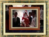 Le président François Hollande a assisté le père Noël dans la distribution des cadeaux aux enfants de la crèche