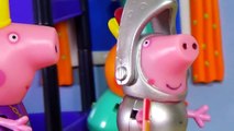 Peppa Pig George e Família Real Se Arrumam para o Baile Encantado em Português. Novelinha #Parte 1