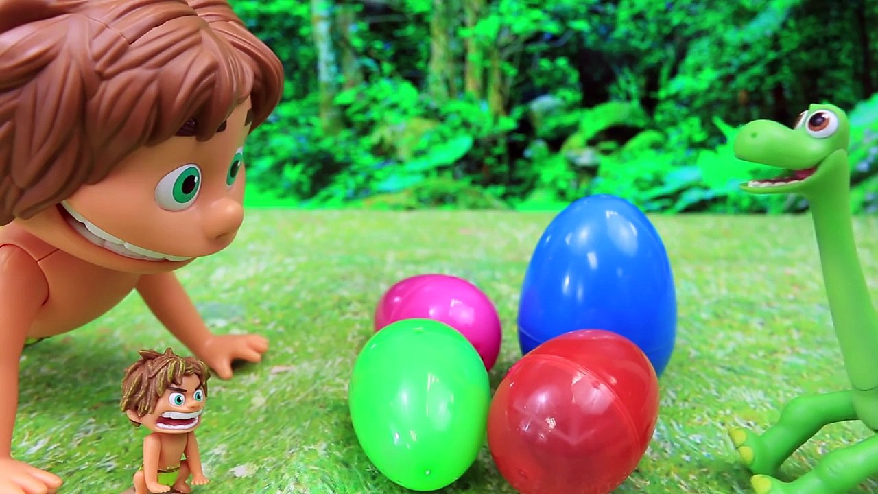 The Good Dinosaur NEW Giant Spot Eating Arlo and Sam Opening Surprise ...