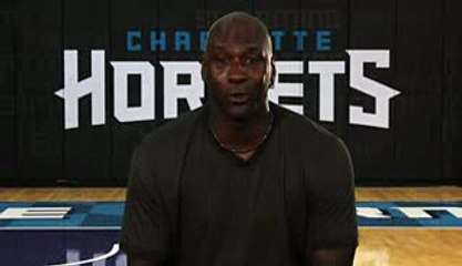 Michael Jordan Pays Tribute to Kobe Bryant Prior to Game