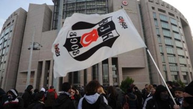 Beşiktaş'ın Taraftar Grubu Çarşı, Gezi Davasında Beraat Etti