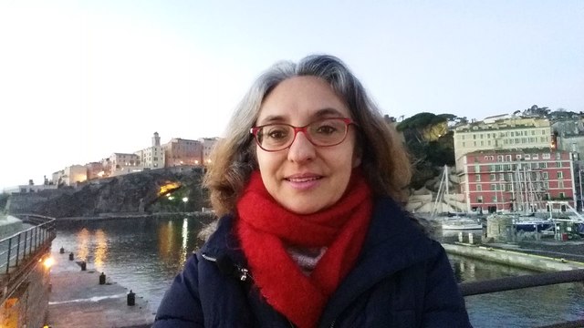 La puissance du bouquet de roses rouges