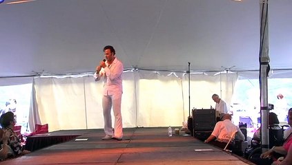 Casper Slee sings 'Whole Lotta Shakin Goin On' Elvis Week 2008