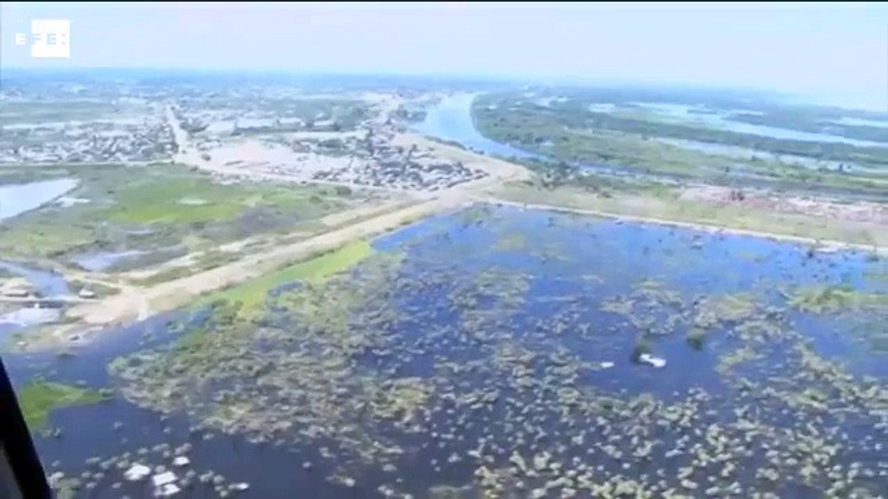 Tres muertos en Argentina y 100.000 evacuados en Paraguay por las inundaciones
